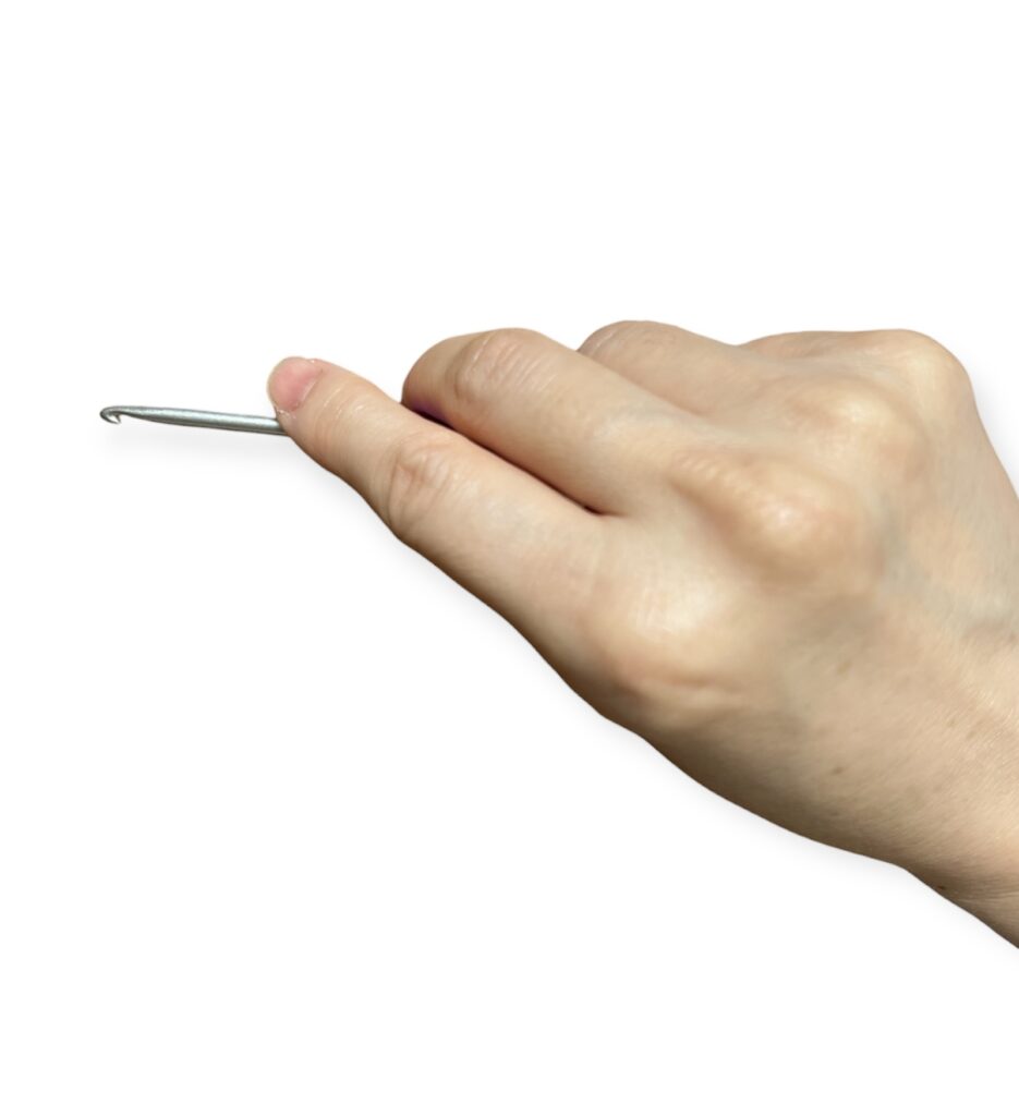 かぎ針の持ち方、ナイフ持ちを上から見た画像