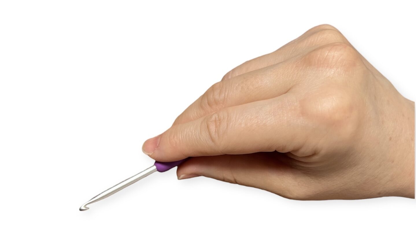 かぎ針の持ち方、ナイフ持ちの全体像