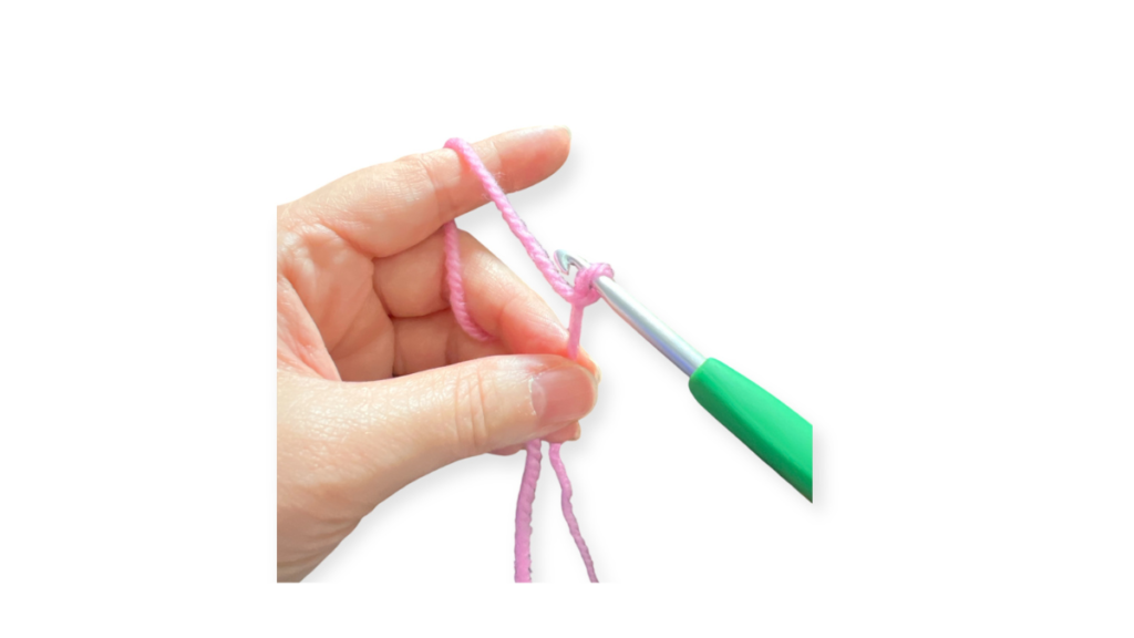 糸を針に巻き付けたところの画像